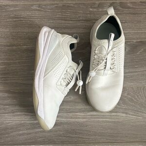 Clove White Sneakers Womens Size 8